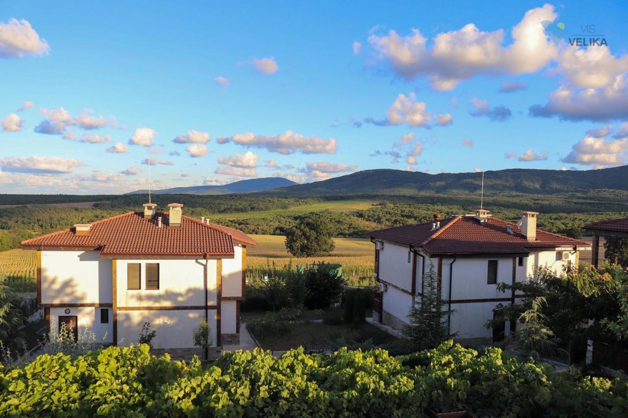 Bed and Breakfast Vis Velika Exterior foto
